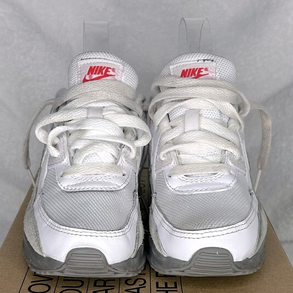 Nike Pre-School Air Max 90 | size 1 | white grey red - Picture 4 of 12